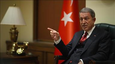 "L'entraînement des terroristes par les États-Unis est inacceptable"