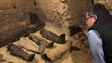 مصر.. العثور على 40 مومياء 