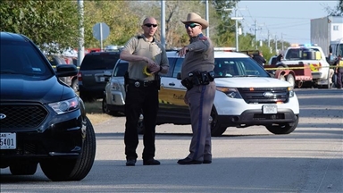 САД: Возило влета во маса луѓе, загинаа 2, повредени 8 лица