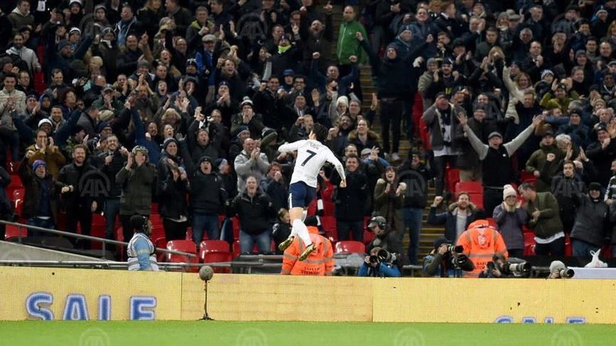 Tottenham Inggris menangkan pertandingan pertama di rumah baru