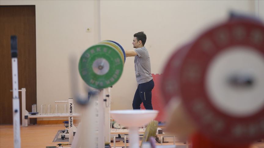 Halterde beklenti yüksek