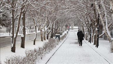 ئەردەخان.. بارینی بەفر لە مانگی نیساندا