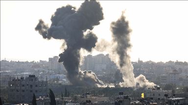 الجيش الإسرائيلي يواصل شن غاراته على قطاع غزة 