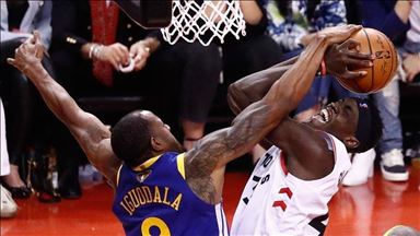 NBA: Toronto Raptors asgjësojnë 47 pikët e Curry, avancojnë 2-1