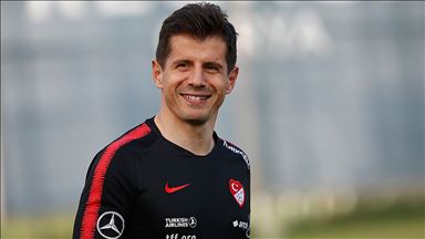 Emre Belözoğlu A Milli forma ile 'dalya' diyecek
