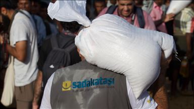 Turkish agency aids Rohingya Muslims in Bangladesh