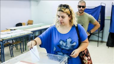 Greeks head to polls to elect new government