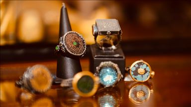 Mecidiyeler 'Osmanlı hatırası' takılara dönüşüyor