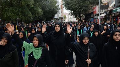 الآلاف يحيون ذكرى عاشوراء في "إغدير" التركية