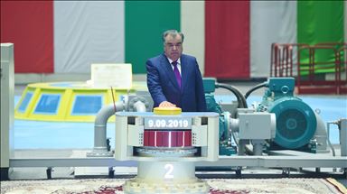 Рахмон запустил второй агрегат Рогунской ГЭС