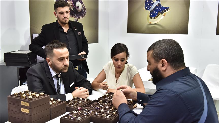 نمایشگاه بین المللی طلا و جواهرات در استانبول افتتاح شد