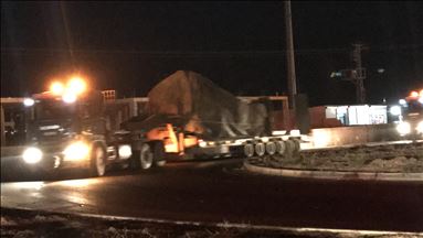 الجيش التركي يرسل تعزيزات إضافية إلى وحداته على حدود سوريا