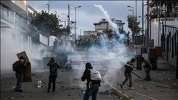 Ekvador'da protestocu yerliler 8 polisi rehin aldı