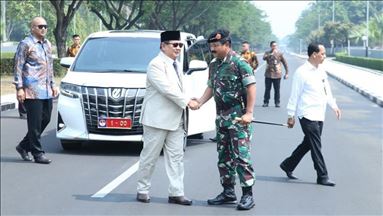 Prabowo ingin industri pertahanan nasional produksi alutsista vital