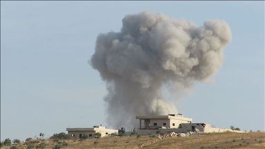 Войска режима и ВКС РФ продолжают атаковать Идлиб