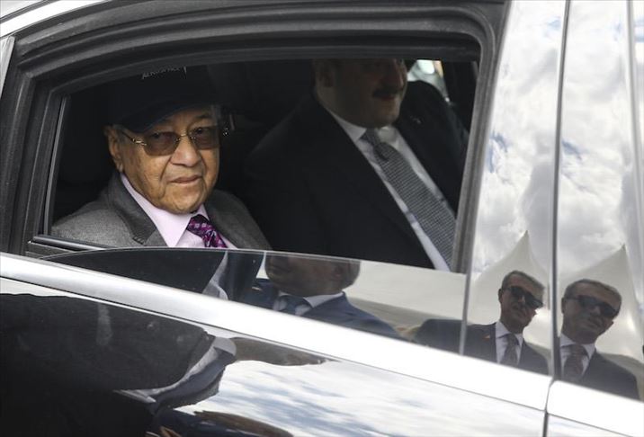 Perdana Menteri Mahathir Mohamad mulai lawatan ke Qatar