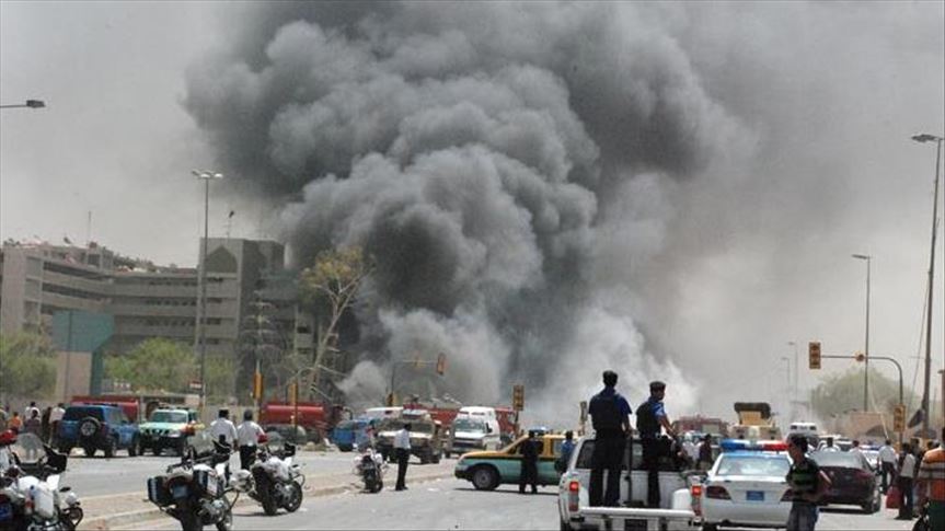 В Багдаде 2 ракеты разорвались у аэропорта