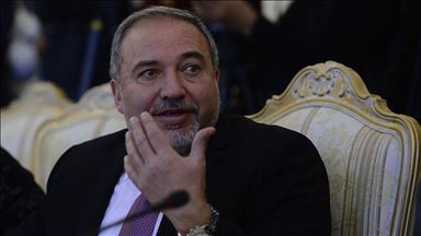 تاکید وزیر دفاع سابق اسرائیل بر لزوم کناره‌گیری نتانیاهو