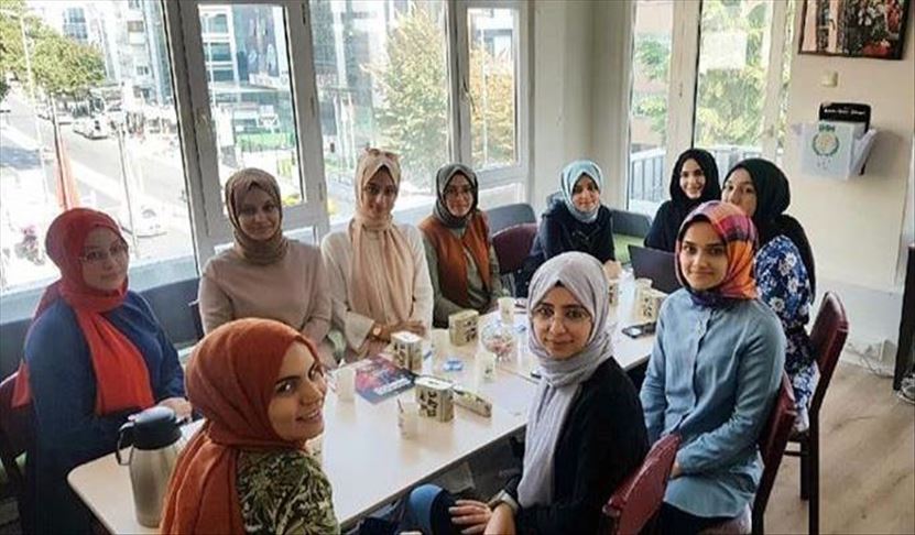 "الإغاثة" التركية توفر الدواء مدى الحياة لطفلة نيجرية مصابة بمرض نادر 