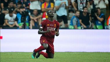 Реал Мадрид сака да го донесе Мане од Ливерпул