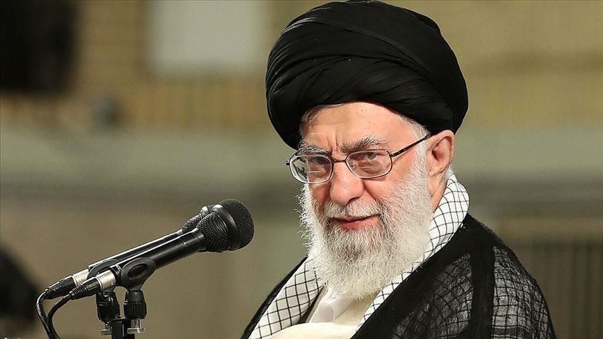 آیت‌الله خامنه‌ای: مسئله کرونا را خیلی بزرگ نکنیم
