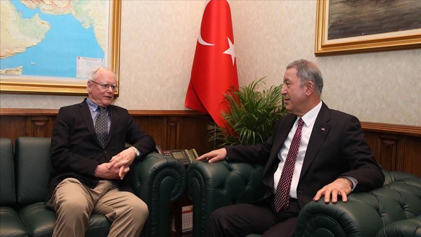 Turkish defense minister receives US representatives