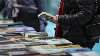 Kitap fuarlarına ziyaretçi akını