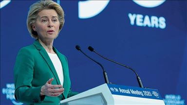 EU promises help for migration management in Greece