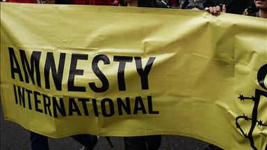 "العفو الدولية": أثينا اتخذت تدابير غير إنسانية بحق اللاجئين