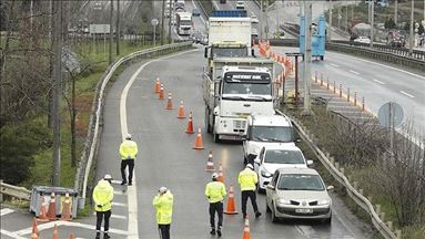 مسؤول إيراني: الازدحام المروري في طهران يغذي "كورونا"