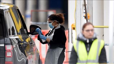 UK reports record 708 coronavirus deaths in 24 hours