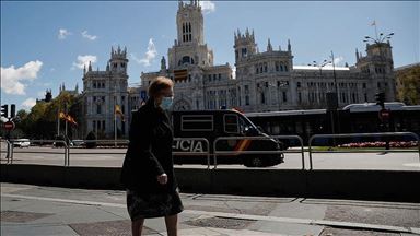 Spain records 809 more deaths, lowest figure this week