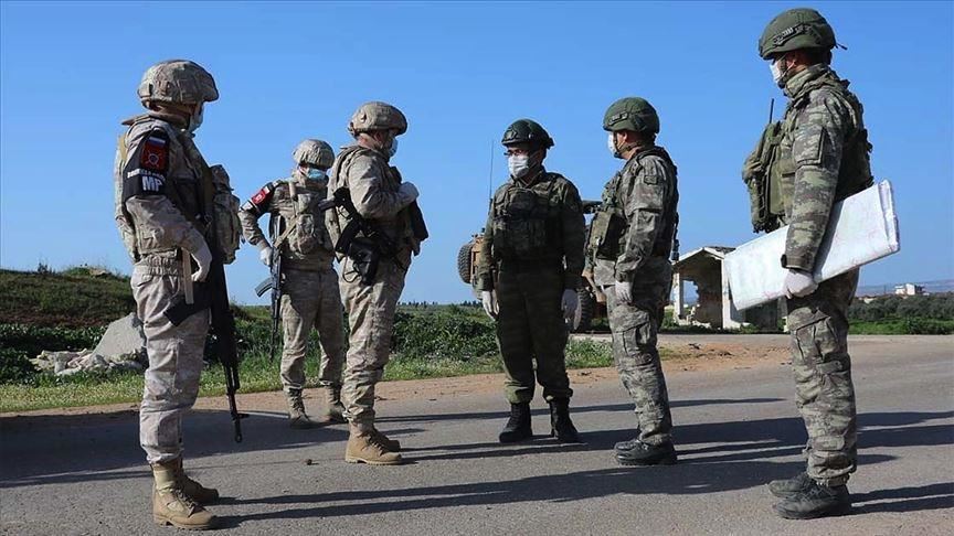 Turkish, Russian forces carry out 8th joint patrol in Syria