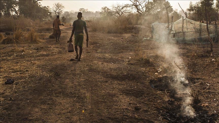 Во Нигерија уапсени 17 Кинези за нелегално ископување злато