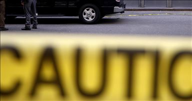 3 charged in US after security guard killed in mask row