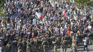 Lebanon: Protests rage over economic woes