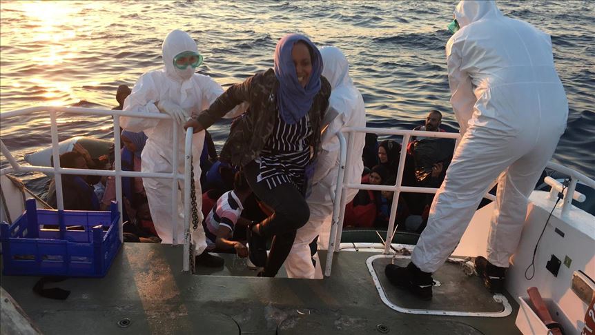 Turkey rescues 65 asylum seekers off west coast