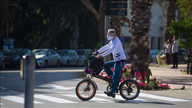 İsrail'de Kovid-19 salgınında sert yükseliş sürüyor 
