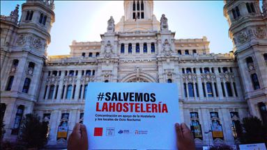 Spain hospitality arm protests amid second virus wave