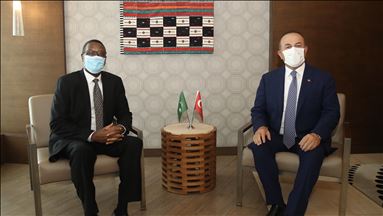 دیدار وزیر خارجه ترکیه با نماینده عالی اتحادیه آفریقا در امور مالی