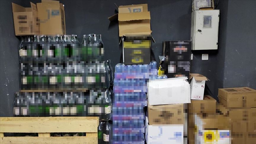 İstanbul'da 5,2 ton kaçak içki ele geçirildi