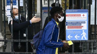 Fransa'da son 24 saatte 35 bin 879 Kovid-19 vakası görüldü