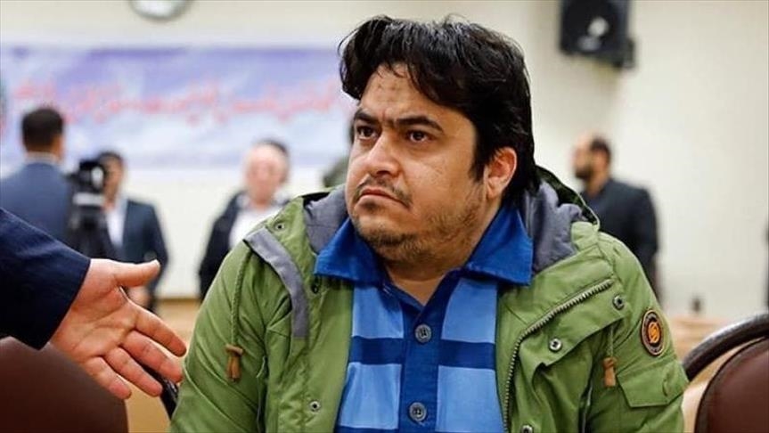إيران.. إعدام الصحفي المعارض "روح الله زام"