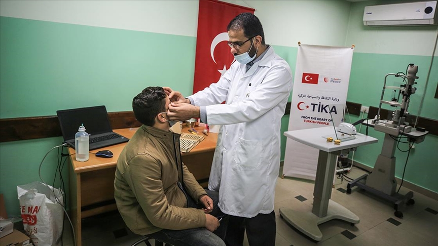 "تيكا" التركية تقدم نظام إنذار لمساعدة مكفوفين في كرواتيا