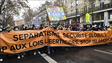 باريس.. تظاهرة منددة بمشروع القانون "الانفصالي"