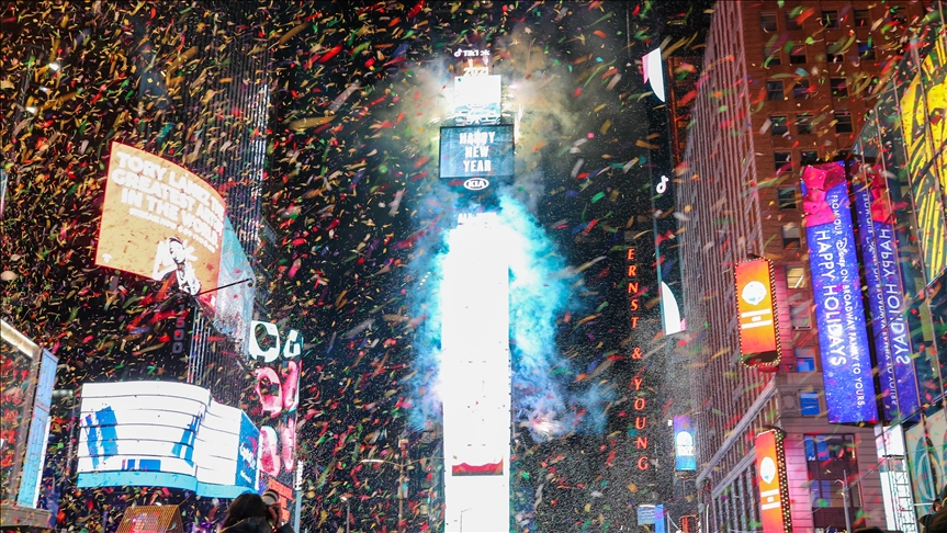 САД: Новата година на Тајмс сквер пречекана во виртуелно опкружување