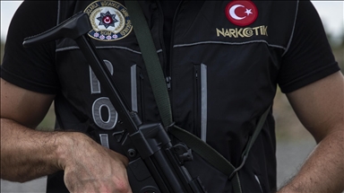 Turkish police seize over 21 kg of meth in anti-drug op