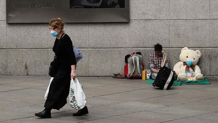 ANALYSIS - Consequences of global COVID vaccine inequality