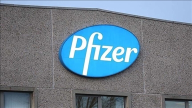 "فايزر" تتوقع 15 مليار دولار عائدات من لقاح كورونا