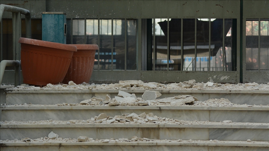 Turkey offers Greece support after quake